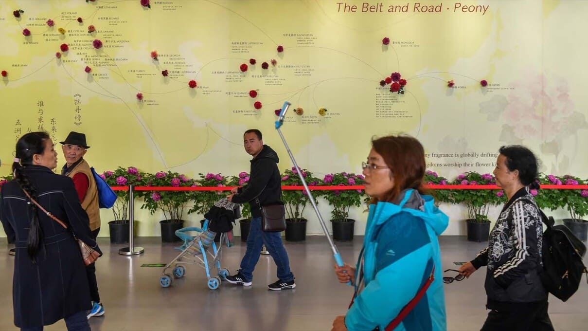 北京举办的一带一路展览会上展示的一带一路地图（2019年4月29日）